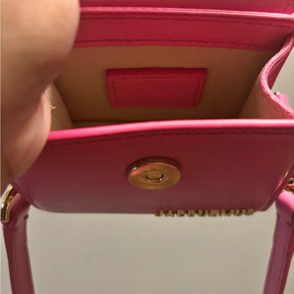 Jacquemus Vibrant Pink Mini Bag - Picture 3 of 4